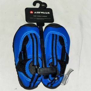 5/6 little boys swim shoes